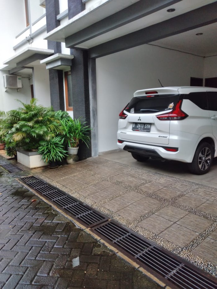 Rumah DI Sewakan Di Kemang Jakarta Selatan